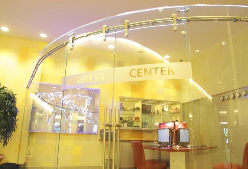 هتل Steglitz International