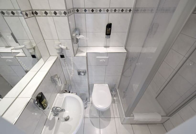 هتل Tiergarten Berlin