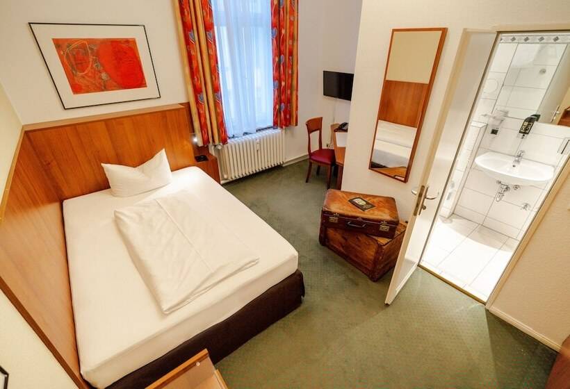 هتل Tiergarten Berlin