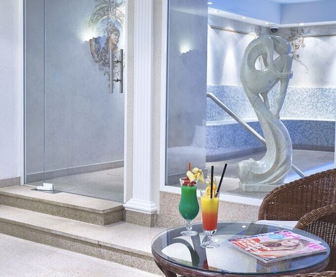 Bernstein Hotel Villa Kastania