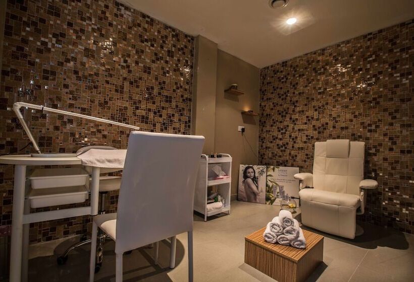 酒店 Vrissiana Boutique Beach