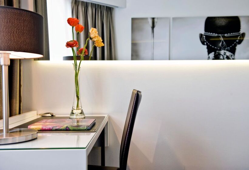 هتل Wyndham Berlin Excelsior