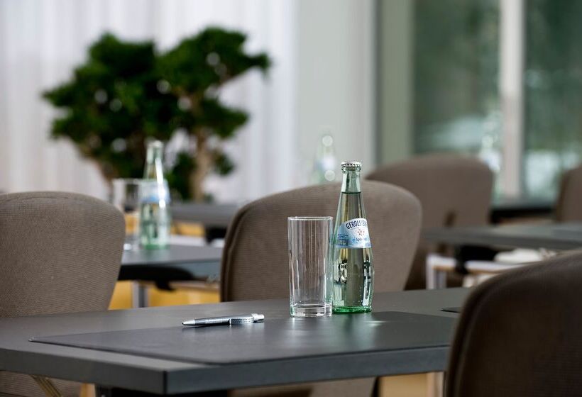 هتل Wyndham Berlin Excelsior