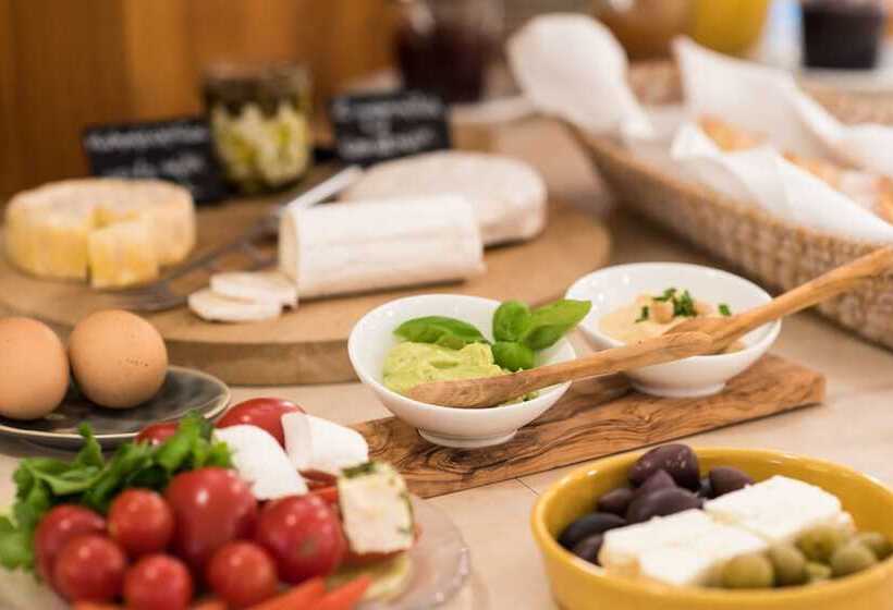 בית מלון כפרי Aigner