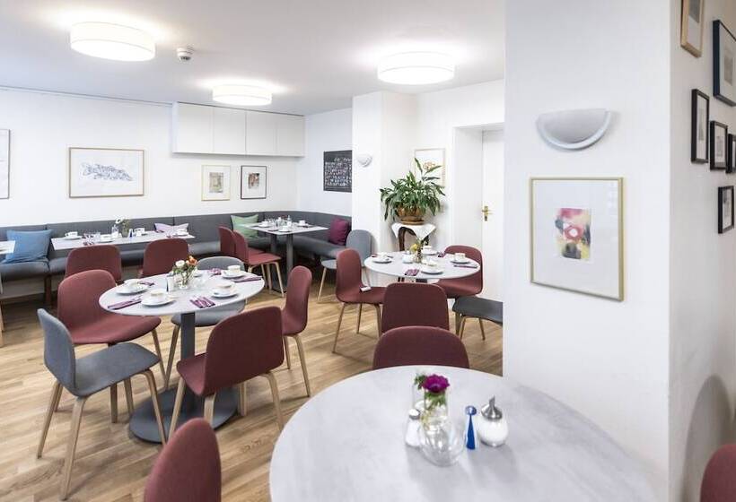 בית מלון כפרי Aigner