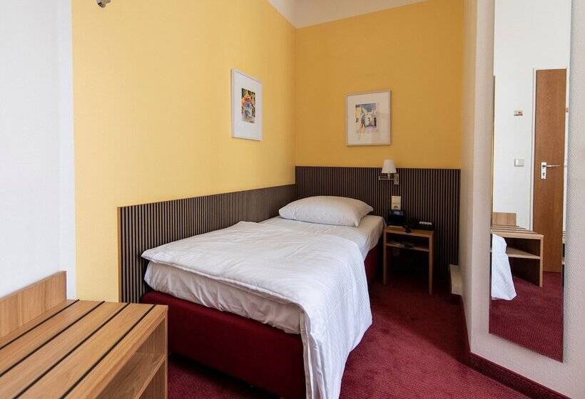 בית מלון כפרי Aigner