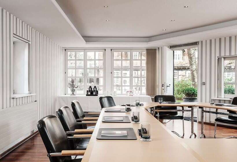 Althoff Hotel Fürstenhof