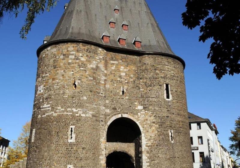 هتل Am Marschiertor