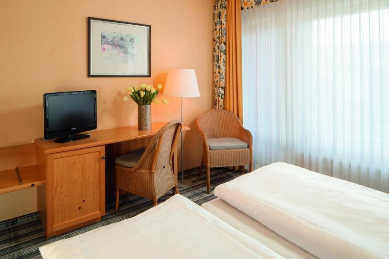 Отель Am Schlosspark Garni