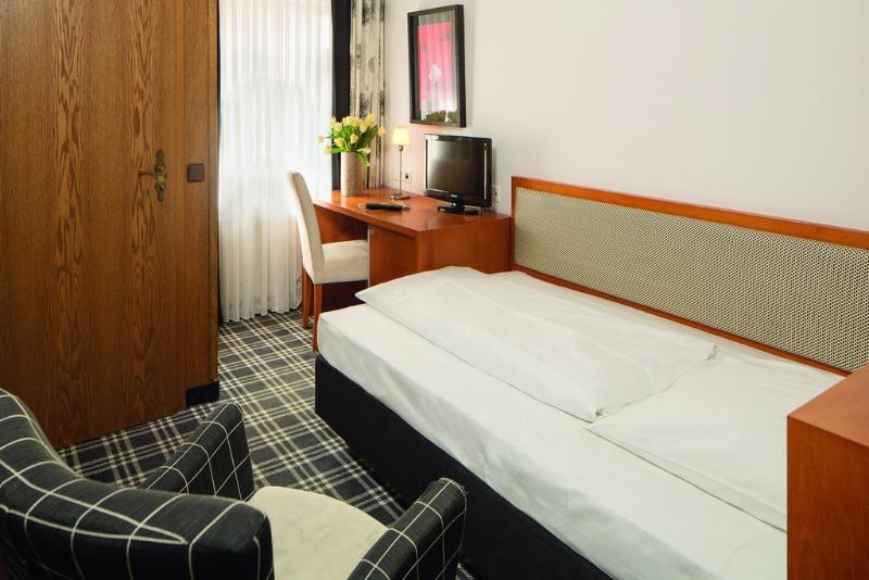 酒店 Am Schlosspark Garni