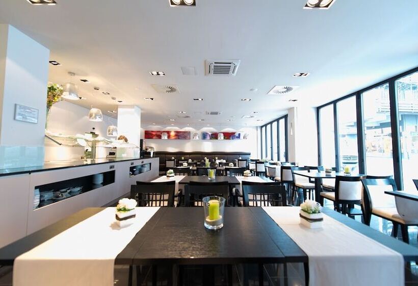 Отель Aquis Grana City