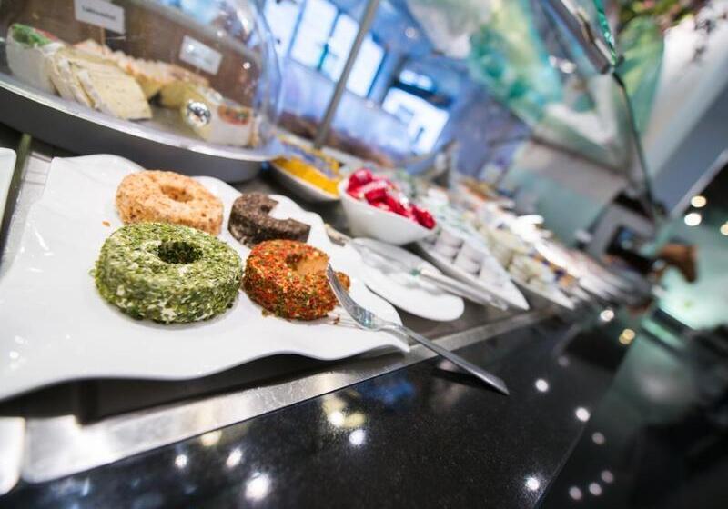 Отель Aquis Grana City