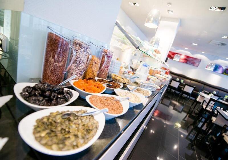 Отель Aquis Grana City