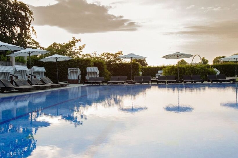 בית מלון כפרי Arosa Travemunde