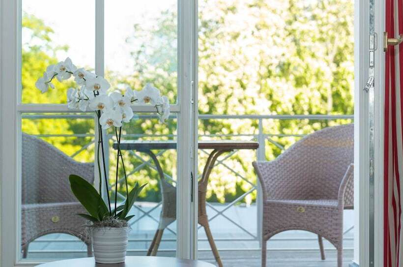 בית מלון כפרי Arosa Travemunde