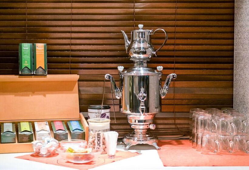 فندق Astor Kiel By Campanile