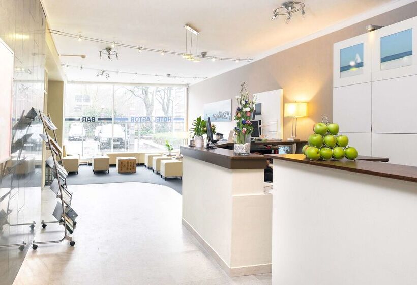 فندق Astor Kiel By Campanile