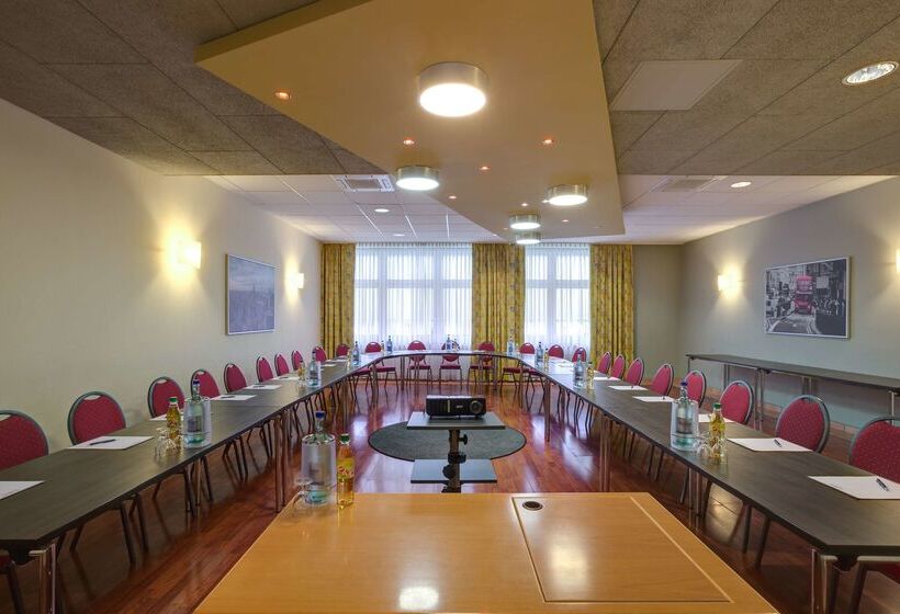 Best Western Hotel Ambassador