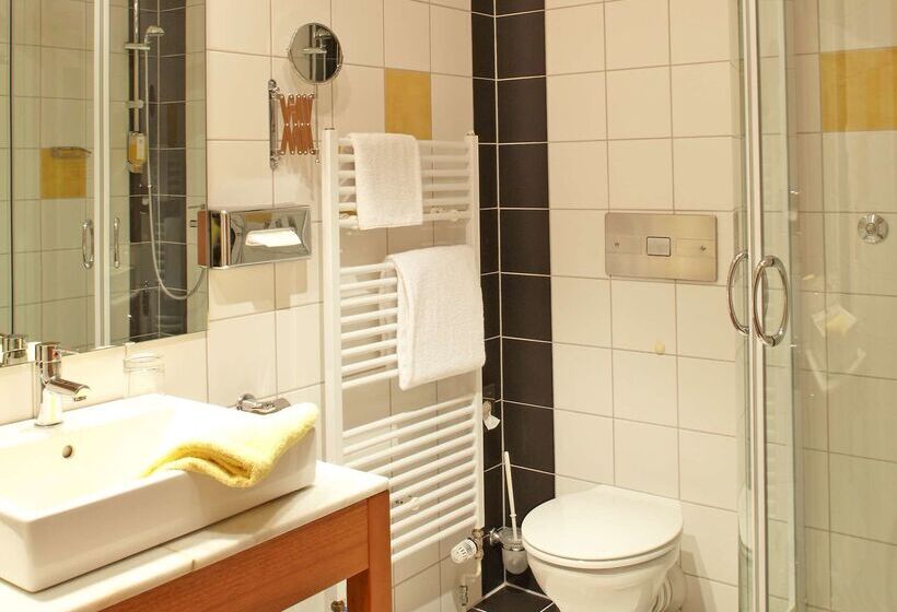 Best Western Hotel Ambassador