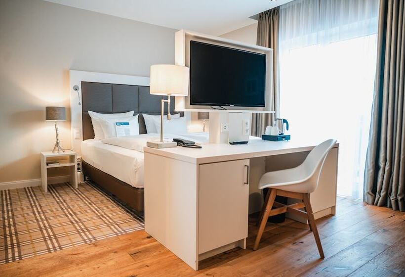 Birke, Ringhotel Kiel