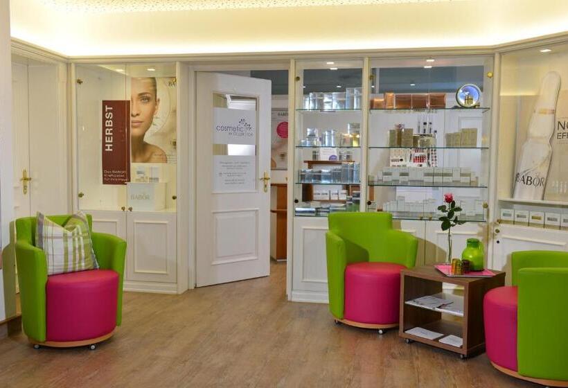 ホテル Celler Tor