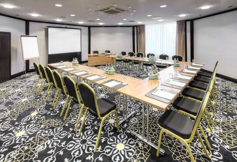 Clayton Hotel Düsseldorf City Centre