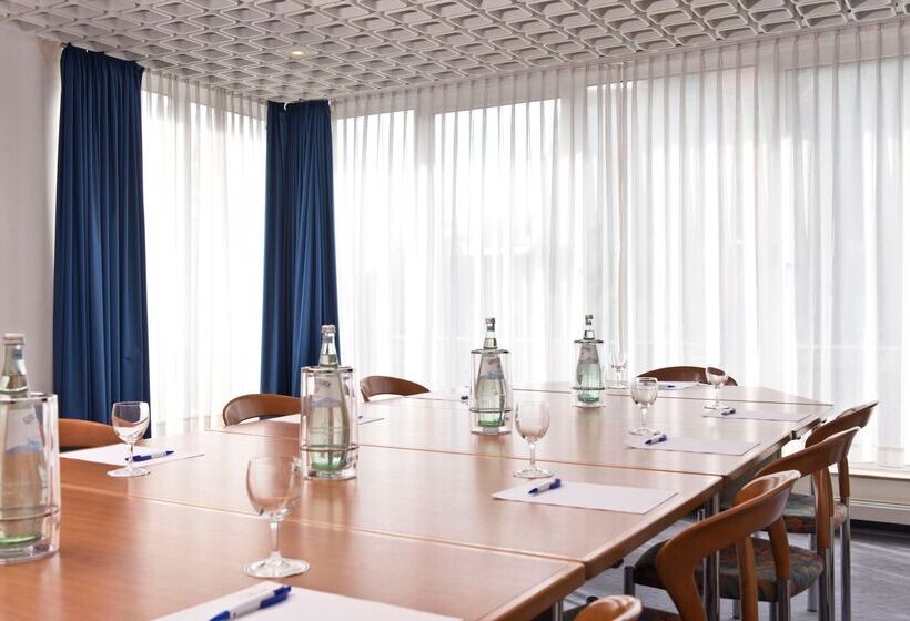 호텔 Days Inn Dortmund West