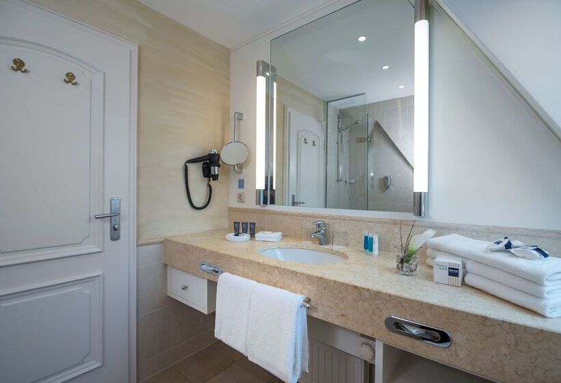 هتل Dorint Strandresort & Spa Westerland/sylt