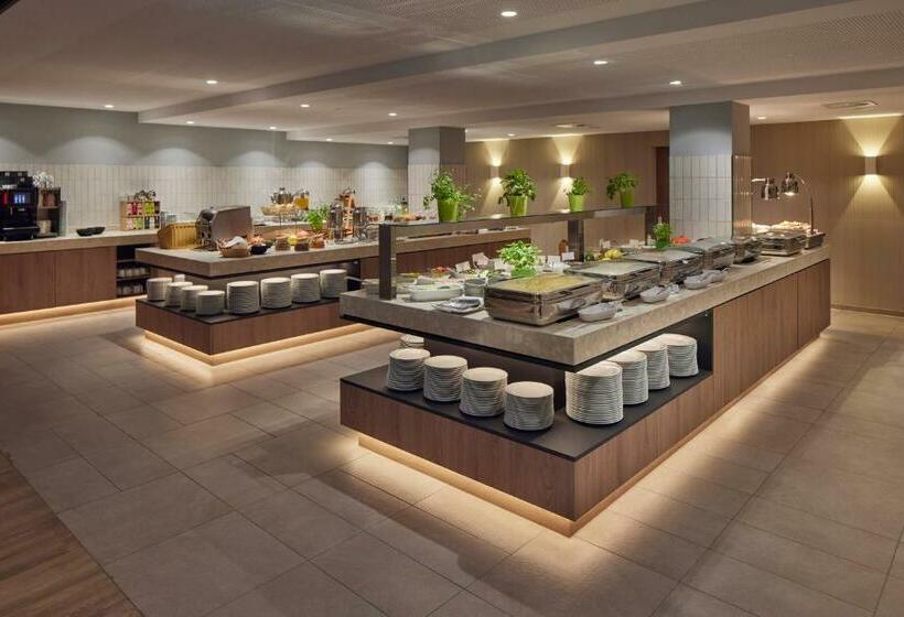 בית מלון כפרי Doubletree By Hilton Hannover Schweizerhof