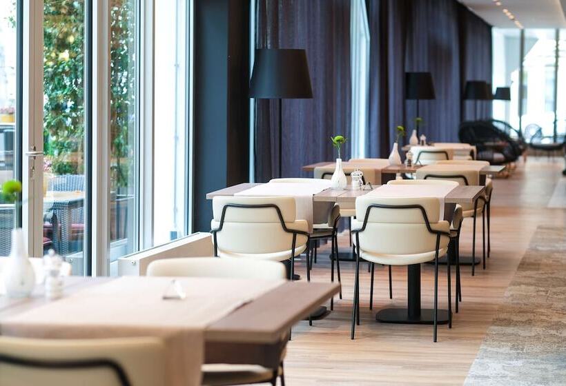 هتل Doubletree By Hilton Hannover Schweizerhof