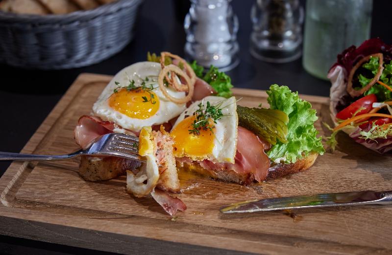 هتل Doubletree By Hilton Hannover Schweizerhof