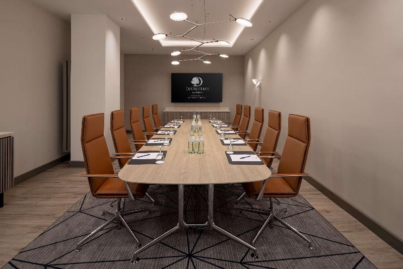 בית מלון כפרי Doubletree By Hilton Hannover Schweizerhof