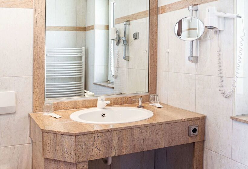 فندق Dusseldorf City By Tulip Inn