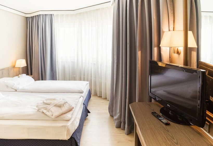 فندق Dusseldorf City By Tulip Inn