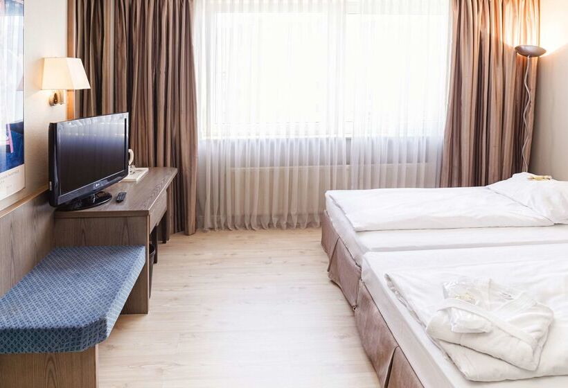 فندق Dusseldorf City By Tulip Inn