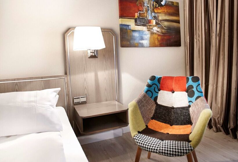 فندق Dusseldorf City By Tulip Inn