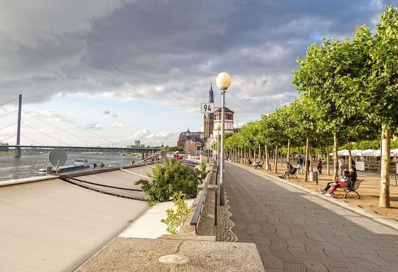 فندق Dusseldorf City By Tulip Inn