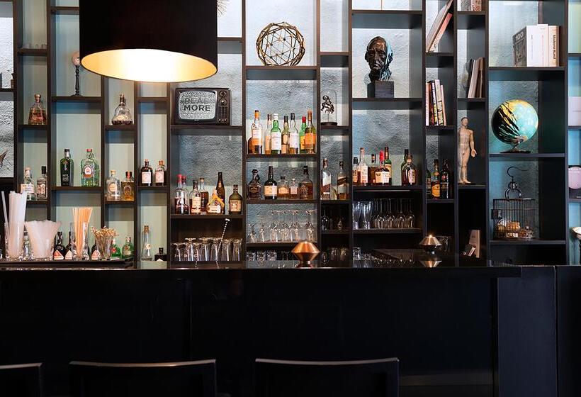 هتل Dusseldorf Mitte