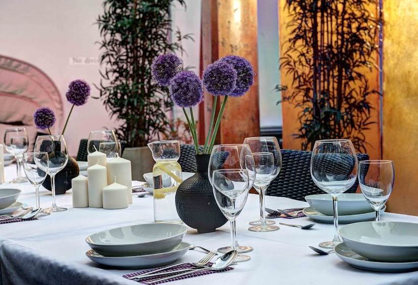 בית מלון כפרי Dusseldorf Mitte