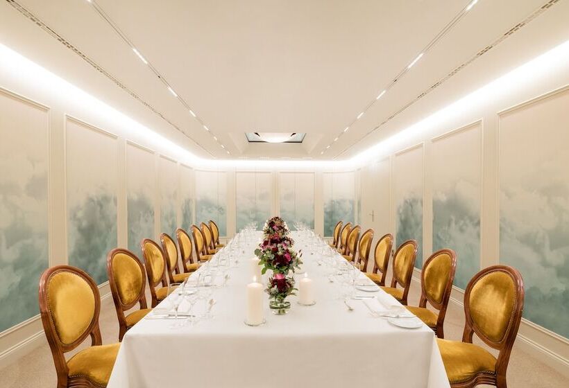 Excelsior Hotel Ernst Am Dom