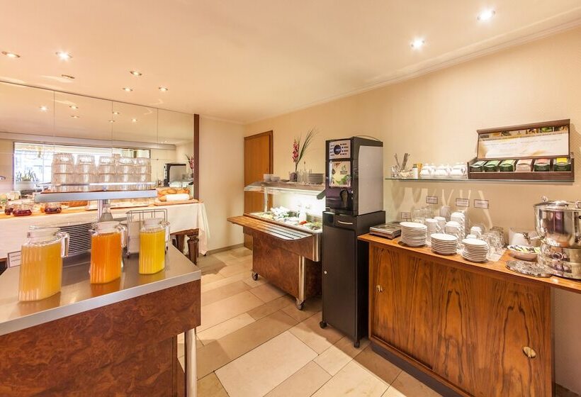 فندق Flora Düsseldorf