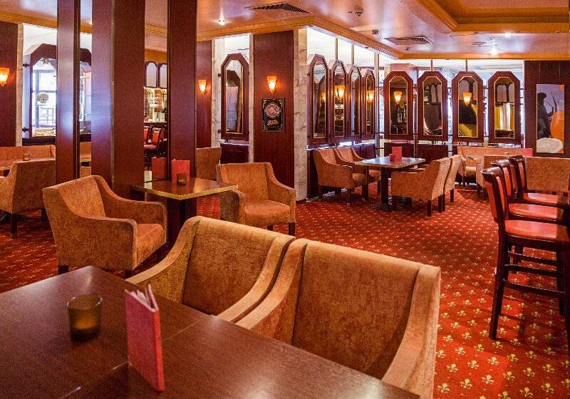 Отель Golden Tulip Bielefeld