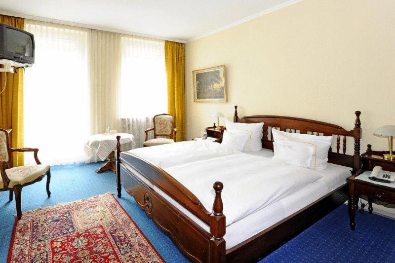 Отель Goldener Apfel