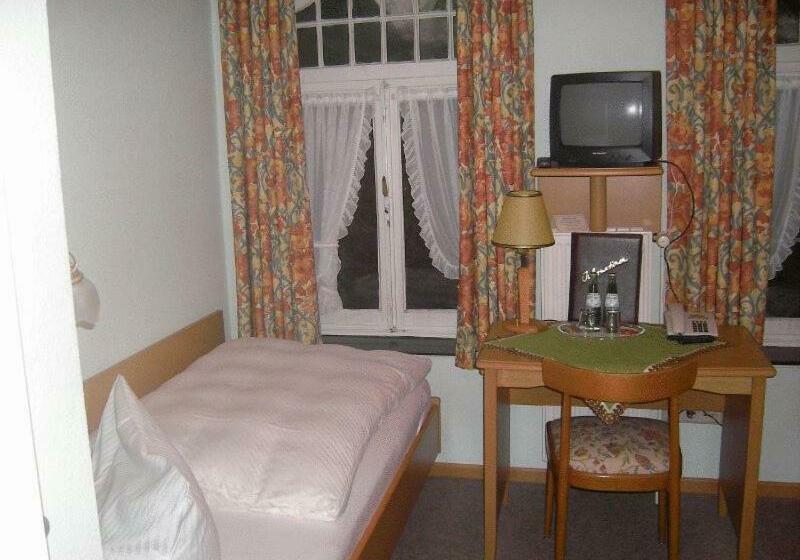 Отель Goldener Apfel