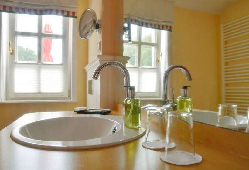 فندق Relais & Châteaux Hardenberg Burg