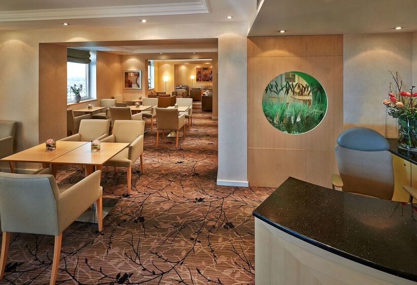 호텔 Hilton Dusseldorf