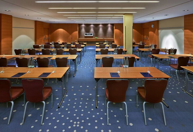 호텔 Hilton Dusseldorf