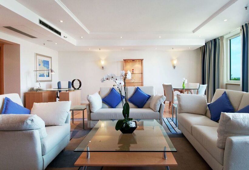 호텔 Hilton Dusseldorf