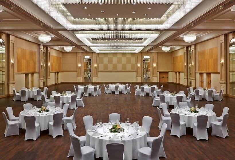 호텔 Hilton Dusseldorf