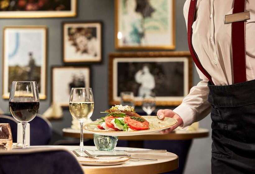 호텔 Hilton Dusseldorf